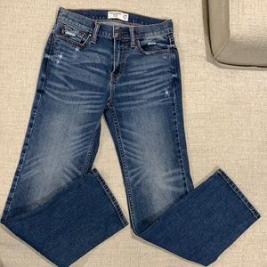 Abercrombie Kids Classic Distressed Medium Wash Jeans (Youth Boys) Slim 13/14
